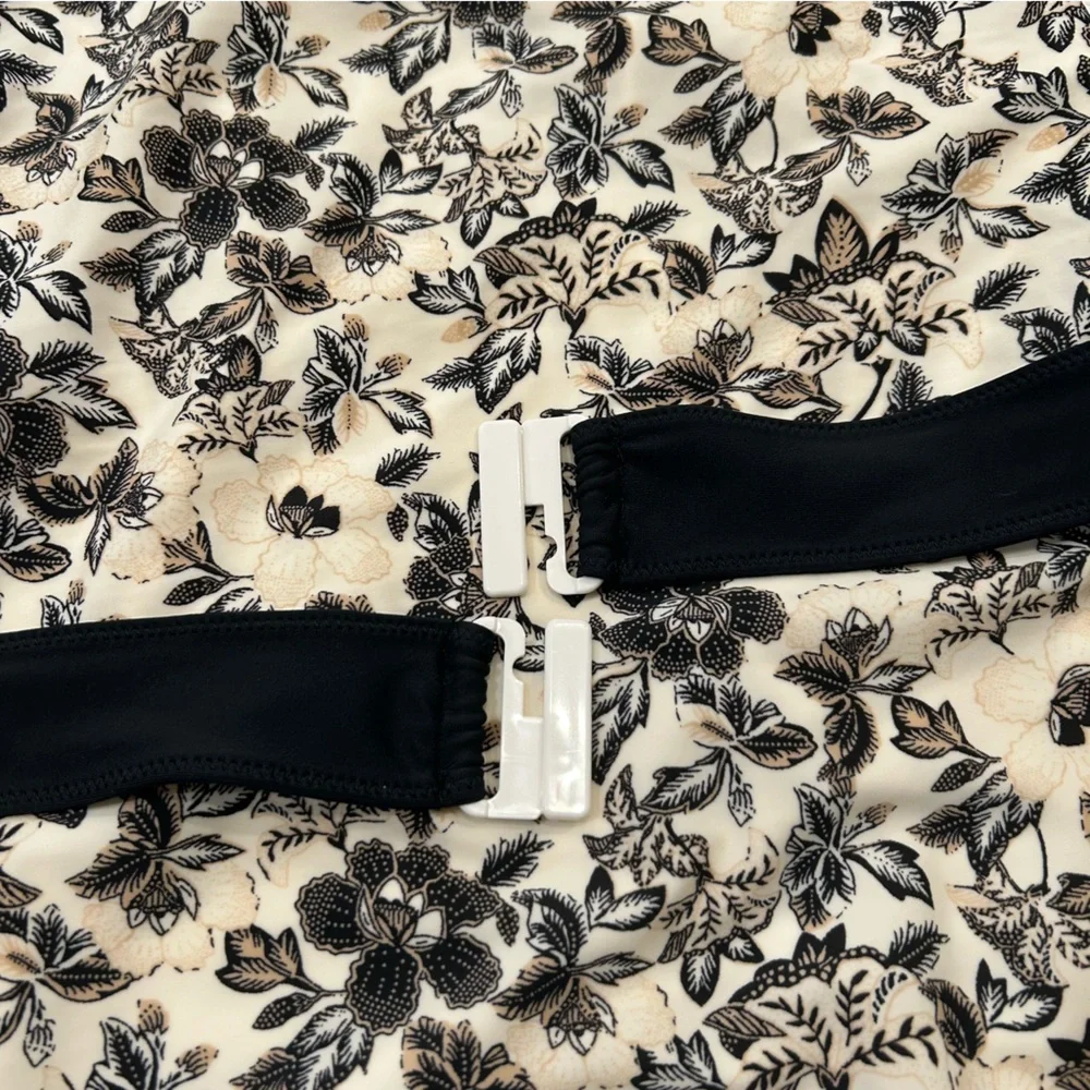 Old Navy - Belted Ivory & Black Floral High Neck One Piece Swimsuit - XXL - Picture 2 of 11